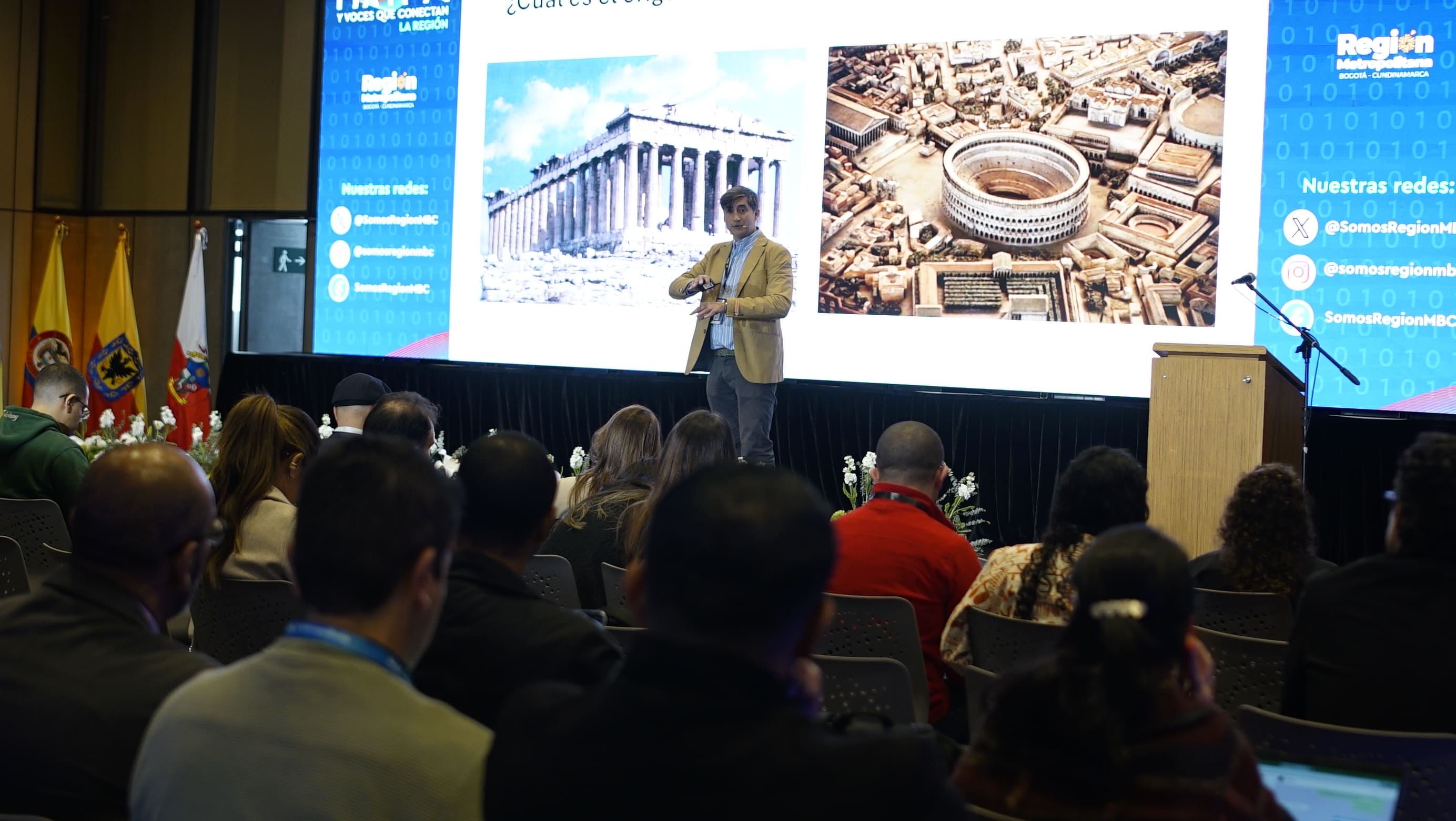 Galería Datos y voces