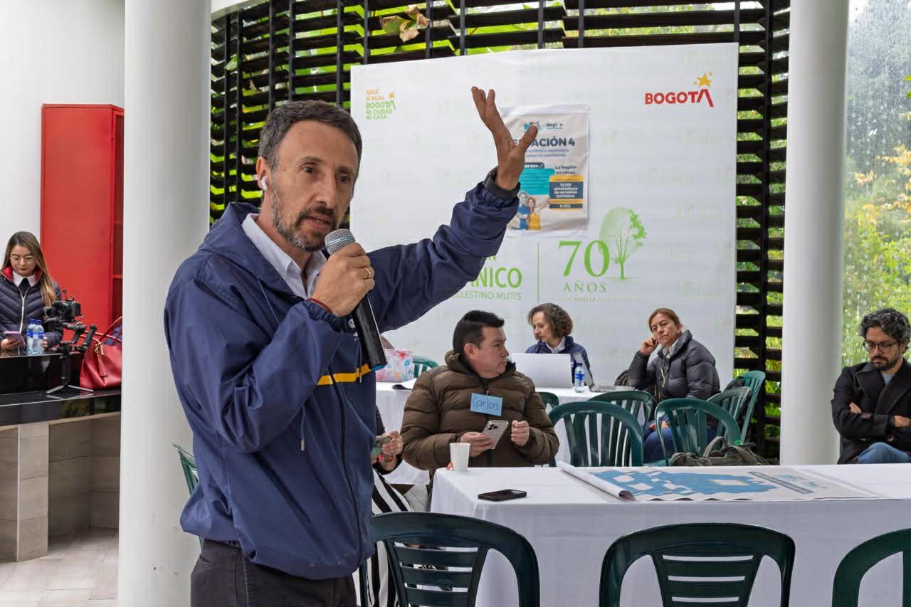 Director de la RMBC, Luis Lota, en la presentación de la mesa temática