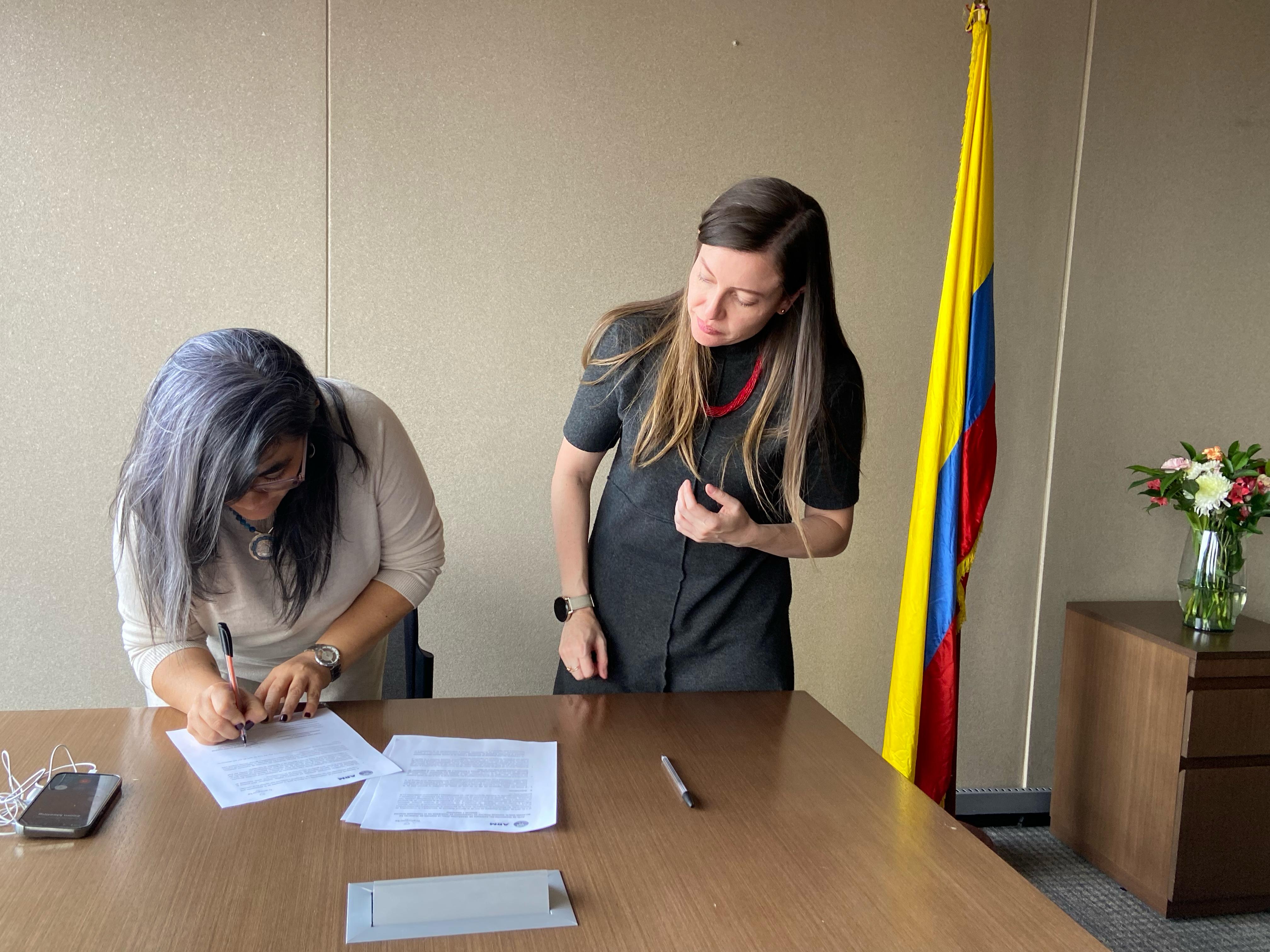 Ministerio de Transporte y ARMBC firman acuerdo