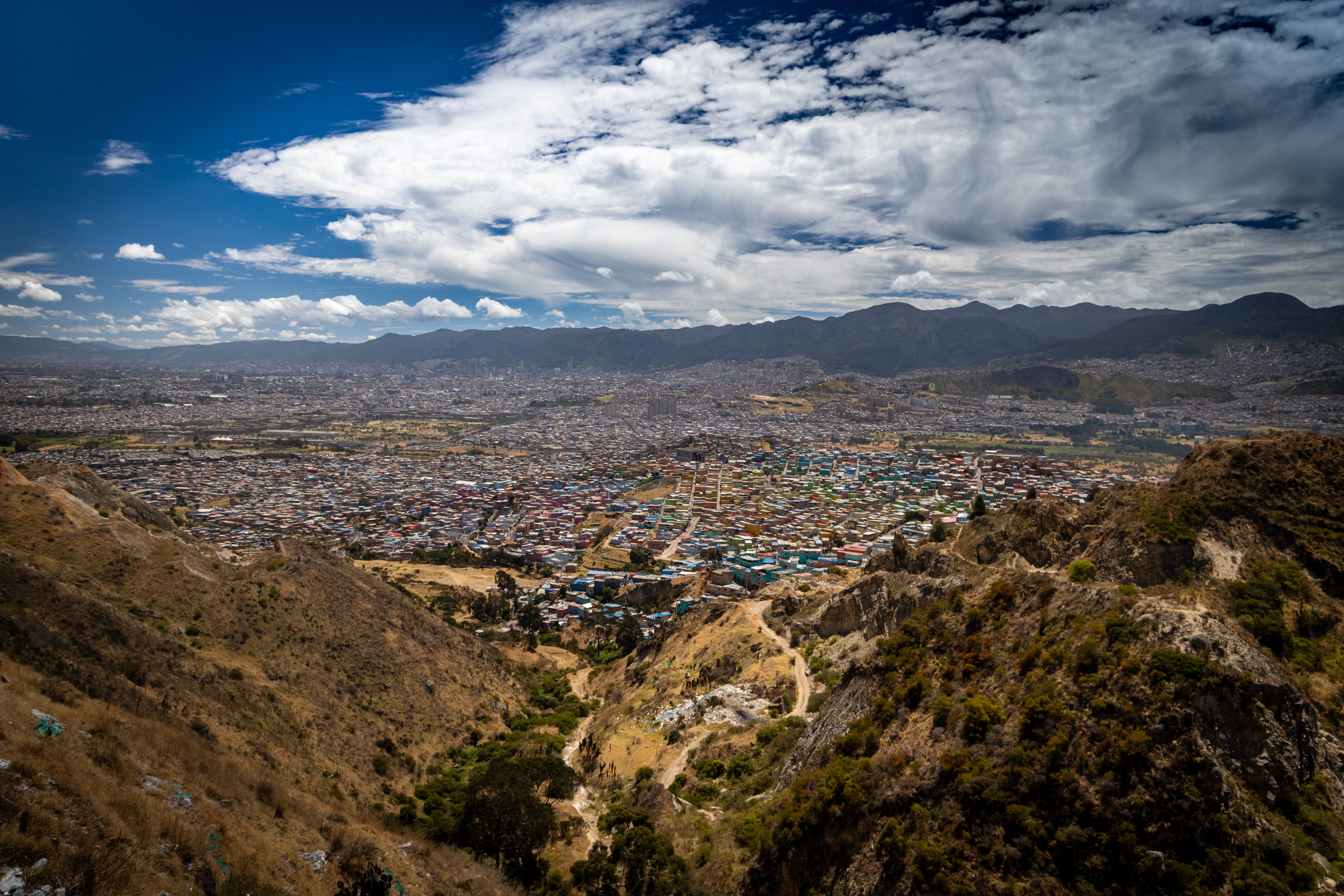 Fotografía de Bogotá enfocada desde Ciudad Bolívar