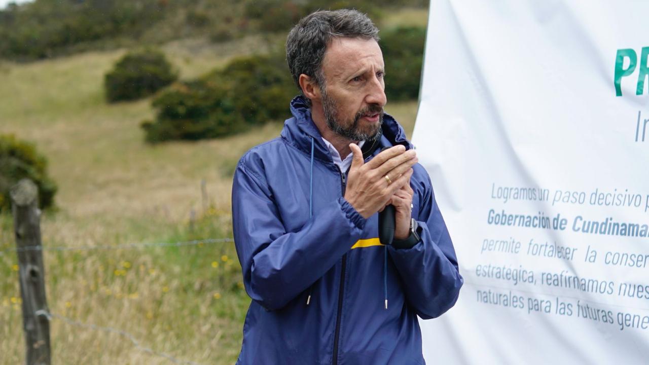 Fotografía de Luis Lota, director de la Región Metropolitana Bogotá - Cundinamarca