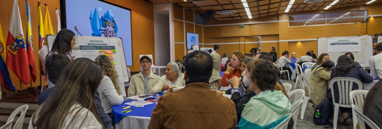 Fotografía realizada durante la mesa de participación de agua realizada en la Gobernación de Cundinamarca el lunes 20 de octubre de 2025
