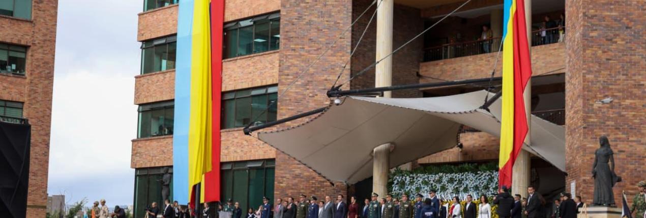 Fotografía de la Gobernación de Cundinamarca en la conmemoración de sus 213 años