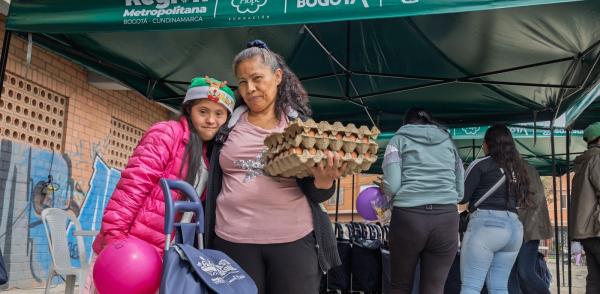 Fotografía de beneficiarios del proyecto Canasta Regional de la Región Metropolitana Bogotá Cundinamarca