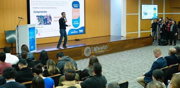 Fotografía de la presentación del estudio Huella Urbana, un insumo importante para el PLANEO